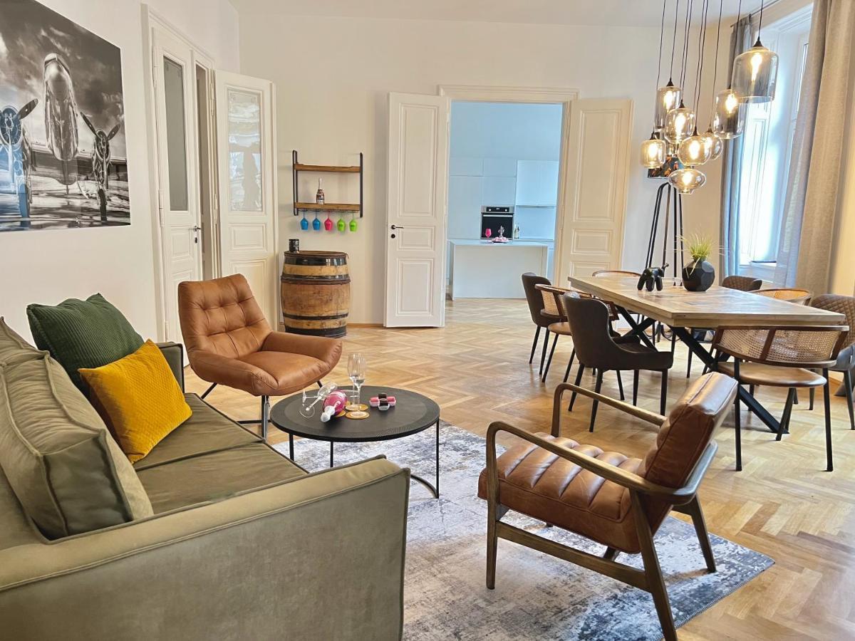 Loft2Be, Vienna City Loft For 8 Esterno foto