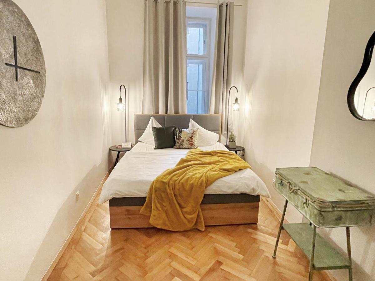 Loft2Be, Vienna City Loft For 8 Esterno foto